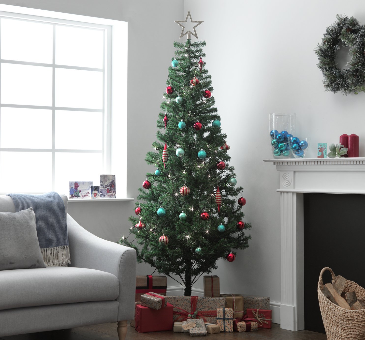 Artificial christmas tree sale hotsell